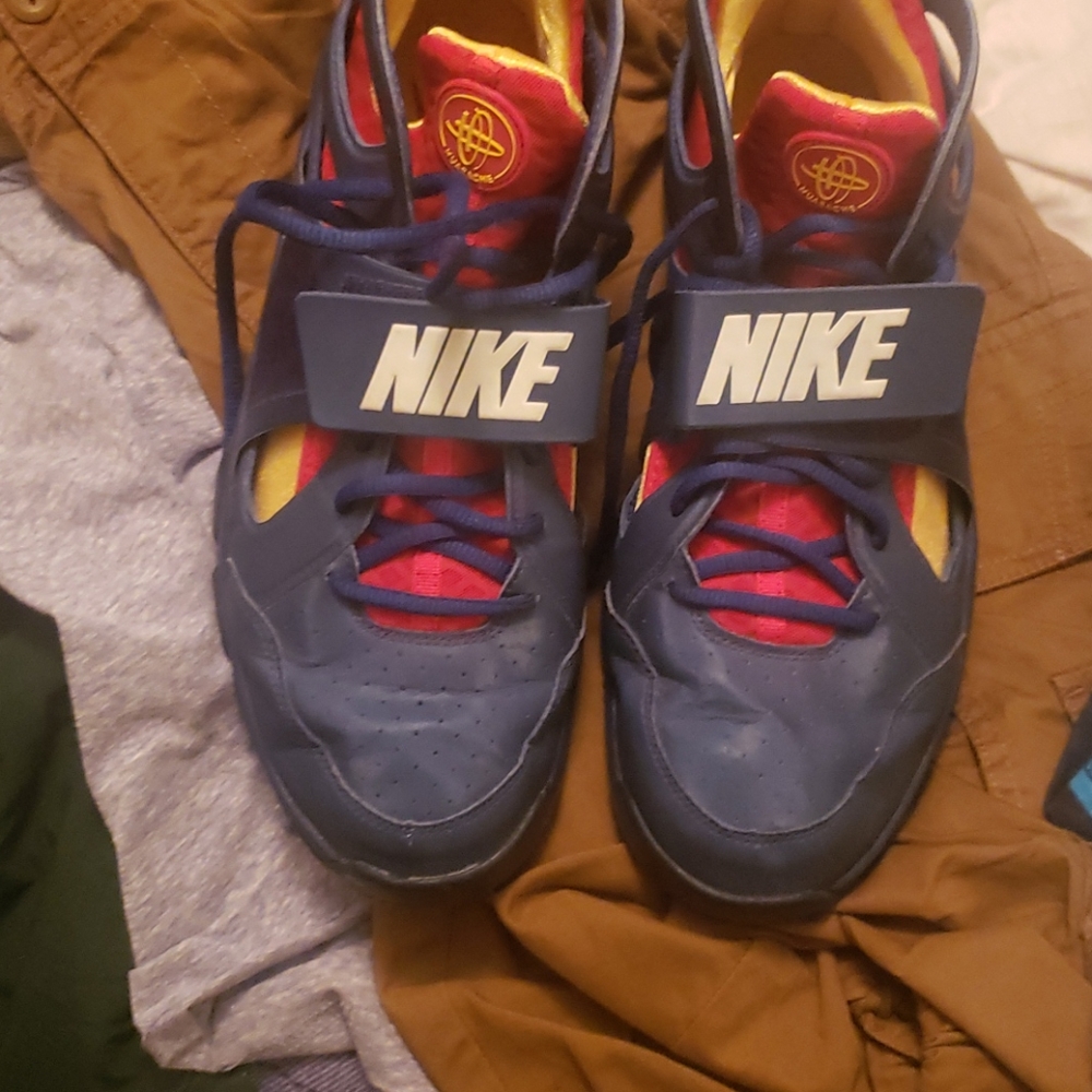 Nike air trainers Superman color style